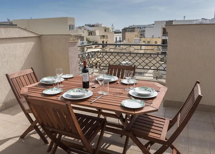 Mosta Penthouse-Hosted By Sweetstay