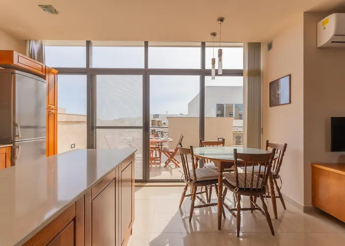 Mosta Penthouse-Hosted By Sweetstay