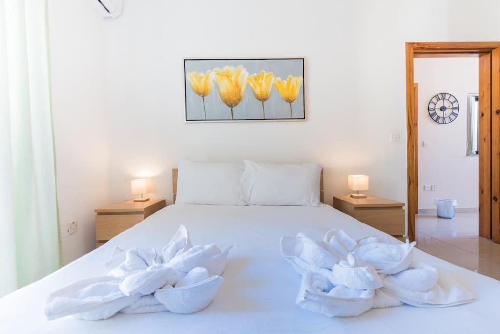 Penthouse-hosted By Sweetstay Appartement Mosta