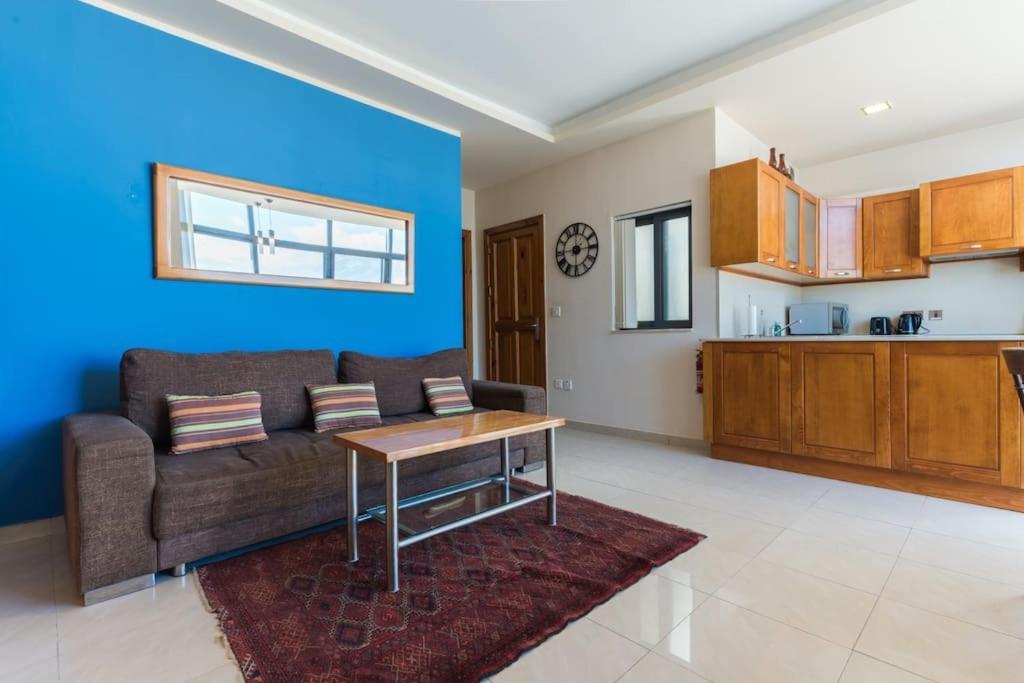 Penthouse-hosted By Sweetstay Mosta
