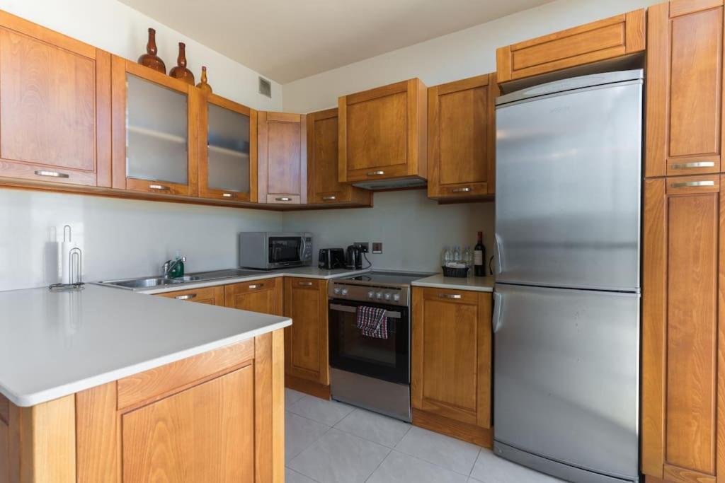 Penthouse-hosted By Sweetstay Appartement Mosta
