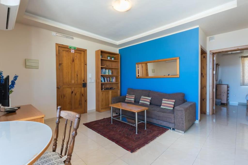 Penthouse-hosted By Sweetstay Appartement Mosta