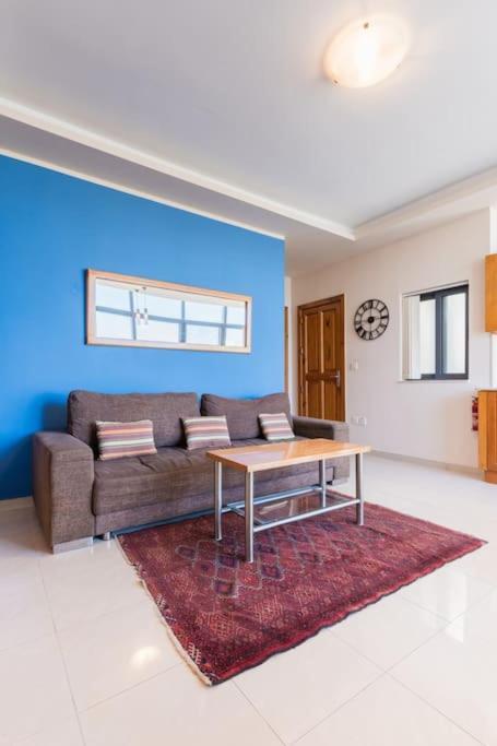Penthouse-hosted By Sweetstay Appartement